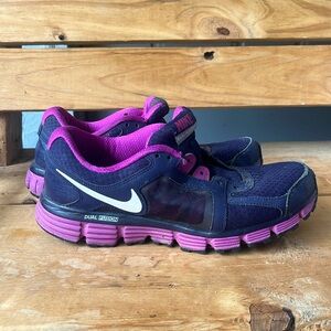 Women’s Purple Nike Running Shoes